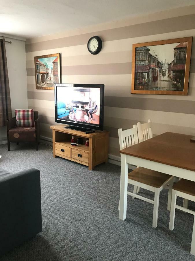 Lovely One Bedroom Apartment In Stratford ロンドン エクステリア 写真